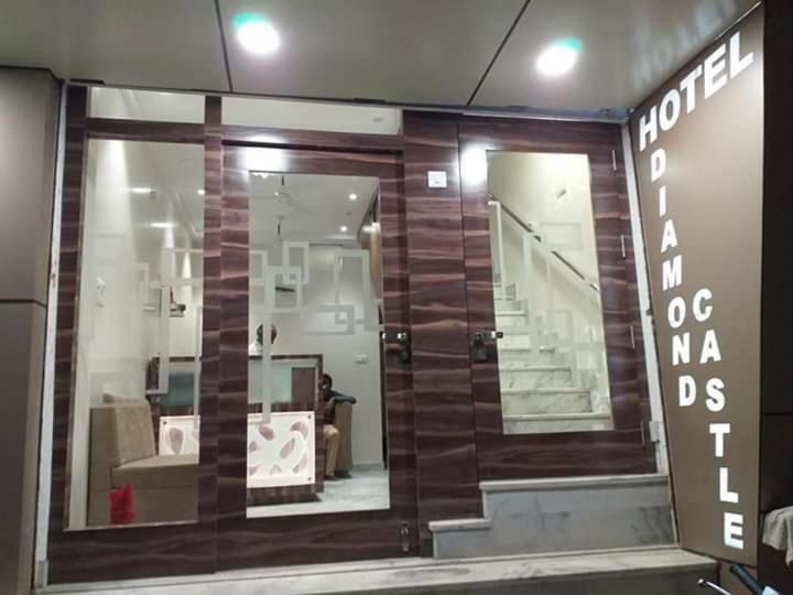 Hotel Diamond Castle Pali  Екстер'єр фото